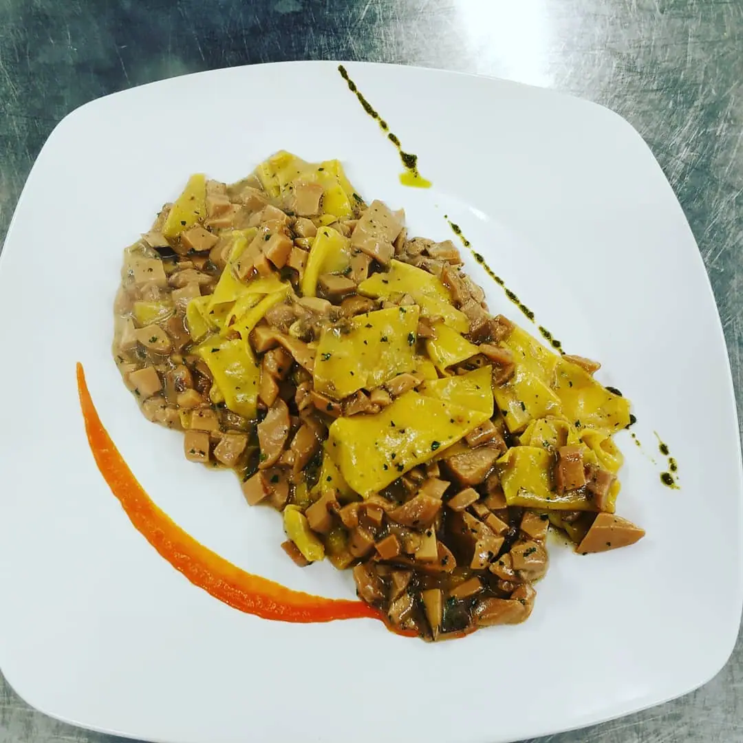 Maltagliati freschi con funghi di stagione