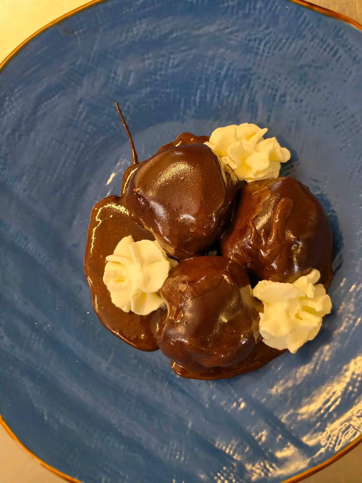 Profitteroles al cacao